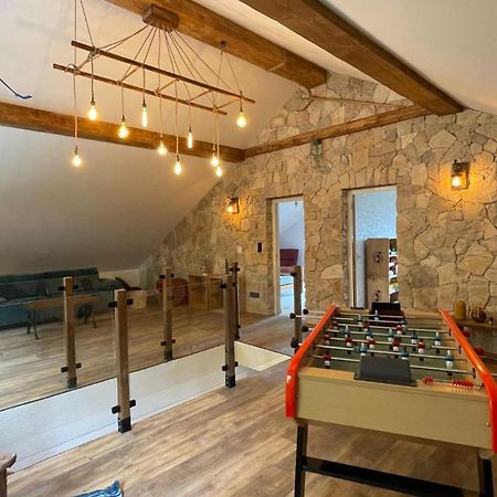 Gite Confort 15 Couchages, Vue Panoramique Montagne Hautes Alpes, Terrasses Embrun Exterior photo