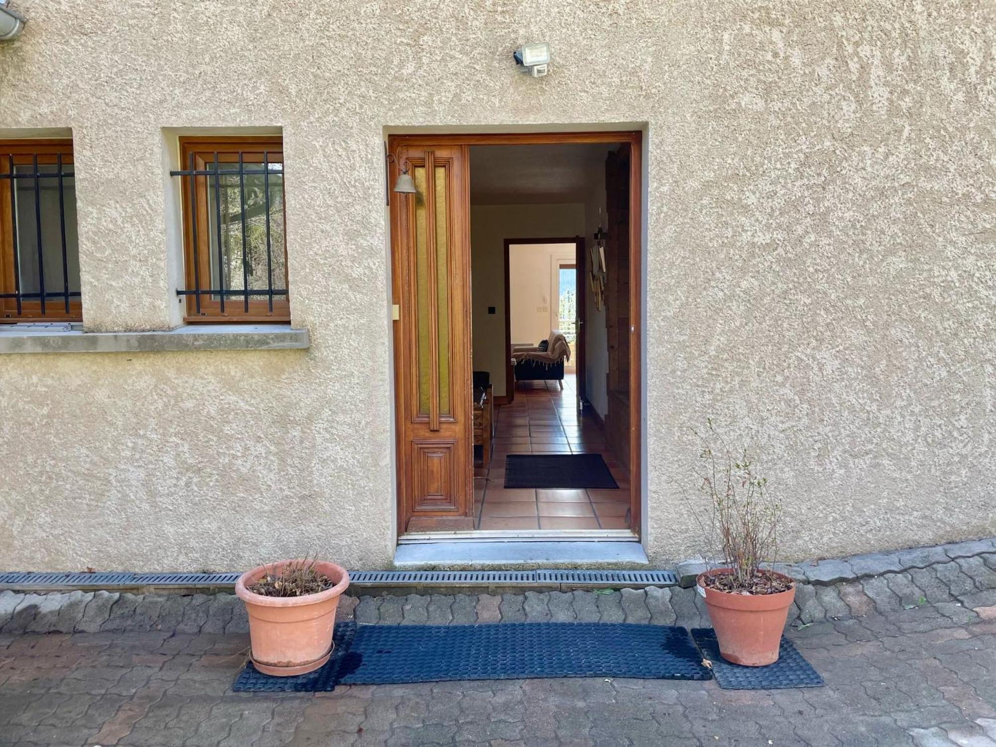 Gite Confort 15 Couchages, Vue Panoramique Montagne Hautes Alpes, Terrasses Embrun Exterior photo